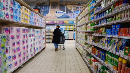 Les rayons d'un hypermarché de Blagnac (Haute-Garonne), le 21 février 2024. (PATRICK BATARD / HANS LUCAS / AFP)