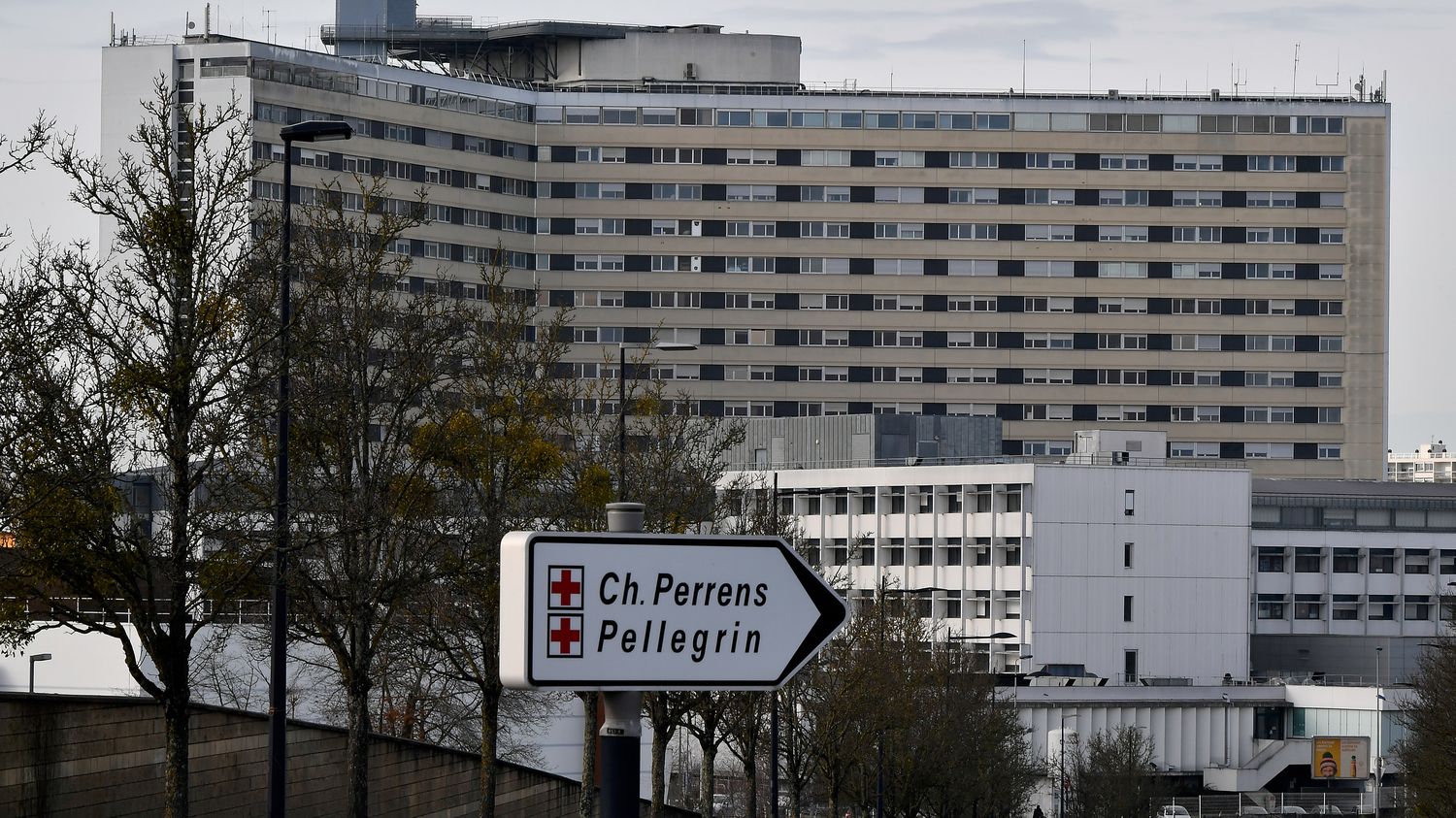 the Bordeaux University Hospital in “degraded mode”, patients will be “welcomed by volunteers”