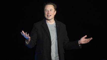 Le milliardaire américain Elon Musk, le 10 février 2022. (JIM WATSON / AFP)