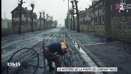 VIDEO. La photo de l'enfant au vélo, dont le mystère a été levé, "referme d'une certaine manière la page de l'époque des mines"