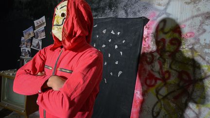 A Mossoul, des jeunes ont endossé les tenues de la série "La Casa de papel" pour reprendre "Bella ciao" en soutien au mouvement de contestation irakien (ZAID AL-OBEIDI / AFP)