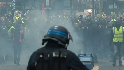 L'État&nbsp;a été condamné, mercredi 27 avril, à payer les dégâts occasionnés par les gilets jaunes à Toulouse (Haute-Garonne) sur le mobiliser urbain. Une première, qui pourrait inciter d'autres collectivités à engager la même démarche. (CAPTURE ECRAN FRANCE 3)