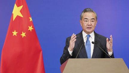 Le&nbsp;ministre chinois des Affaires étrangères, Wang Yi, le 17 janvier 2022. (JI CHUNPENG / XINHUA / AFP)