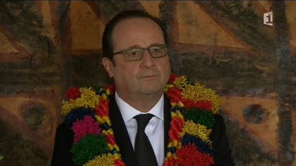  (L'accueil fleuri de François Hollande à Wallis-et-Futuna © Polynésie Première)