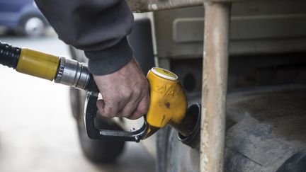 "Gilets jaunes" : des pénuries de carburants