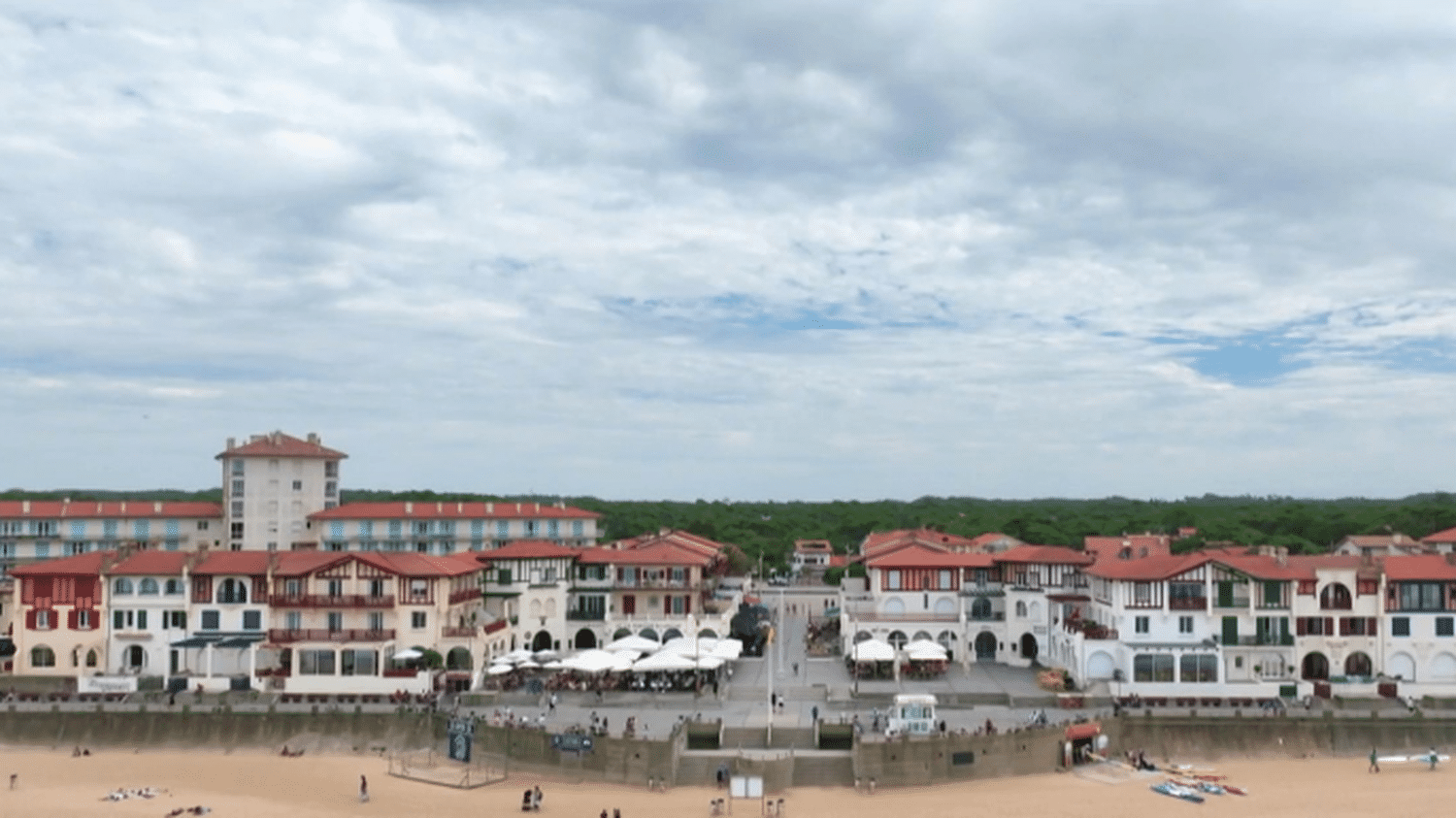 Tourisme : Hossegor, une perle des Landes qui fête son centenaire