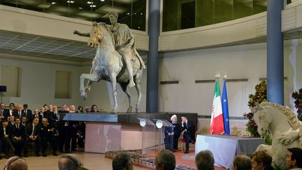 Rome : en visite, le président iranien Rohani demande à couvrir les statues