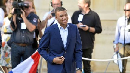 Kylian Mbappé à son arrivée à l'Elysée, le 16 juillet 2018, lors de la réception par le président de la République Emmanuel Macron, de l'équipe de France de football, championne du monde 2018 en Russie.&nbsp; (GETTY IMAGES)