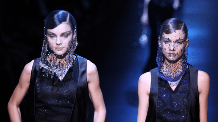 Défilé haute couture Armani, collection automne hiver 2012/2013
 (DPA/MAXPPP)