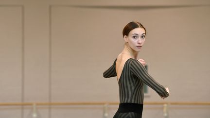 La danseuse russe Olga Smirnova au Dutch National Opera d'Amsterdam, le 13 mai 2022. (JOHN THYS / AFP)