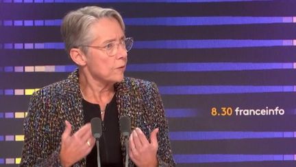 Elisabeth Borne sur franceinfo, le 2 janvier 2023. (FRANCEINFO / RADIO FRANCE)