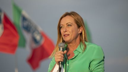 Giorgia Meloni, présidente du parti Fratelli d'Italia, le 6 septembre 2021 lors de son discours de soutien du candidat centre-droit Vincenzo Zaccheo pour les prochaines élections municipales en Italie les 3 et 4 octobre dans 1.162 communes d’Italie dont 18 chefs-lieux de Province dont Milan, Turin, Bologne, Rome et Naples.&nbsp;&nbsp; (ANDREA PIRRI / NURPHOTO / AFP)