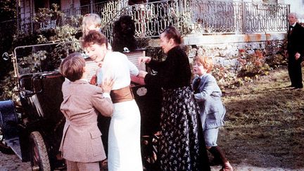 Image du film de Bertrand Tavernier, "Un dimanche à la campagne" avec Sabine Azéma.&nbsp; (NANA PRODUCTIONS/SIPA)