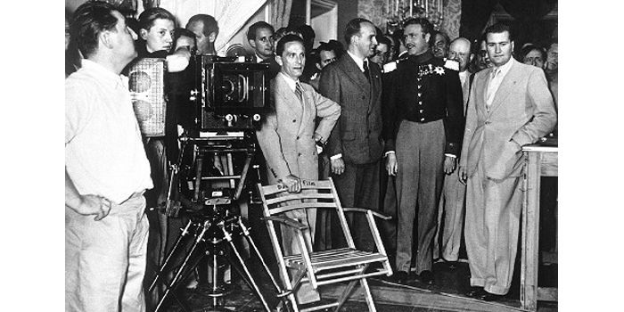 Goebbels, 1938 tournage de &quot;histoire d&#039;amour prussien» à Babelsberg.
 (akg-images)