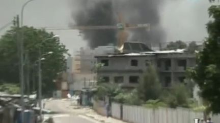 Explosion d'un d&eacute;p&ocirc;t de munitions militaires &agrave; Brazzaville (Congo), le 4 mars 2012 (capture d'&eacute;cran). (FRANCE 2)