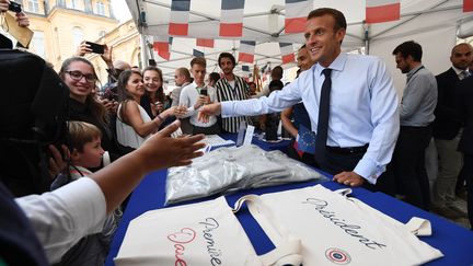 Emmanuel Macron lors des Journées européennes du patrimoine, le 15 septembre 2018 à l'Elysée. (ANNE-CHRISTINE POUJOULAT / POOL)