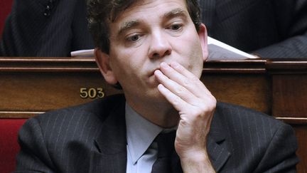 Le d&eacute;put&eacute; de Sa&ocirc;ne-et-Loire Arnaud Montebourg &agrave; l'Assembl&eacute;e nationale &agrave; Paris, le 29 novembre 2011. (FRED DUFOUR / AFP)