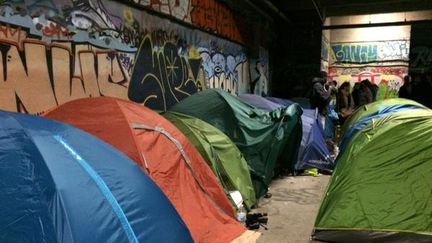 Paris : des campements évacués près de la gare d'Austerlitz et dans le 18e arrondissement