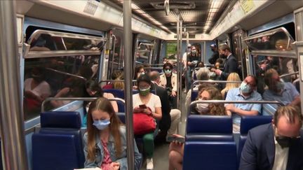 Covid-19 : bientôt la fin du masque obligatoire dans les transports en commun (France 3)