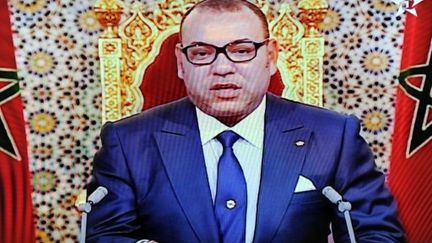 Mohammed VI lors de son discours, à Tanger, le 30 juillet 2011 (AFP/Al Aoula TV station)