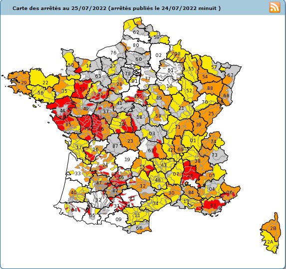 Capture écran de la carte des arrêtés&nbsp;de restriction d'eau au 25 juillet 2022. (PROPLUVIA)