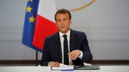 Le président de la République, Emmanuel Macron, à l'Elysée, le 25 avril 2019. (PHILIPPE WOJAZER / REUTERS)