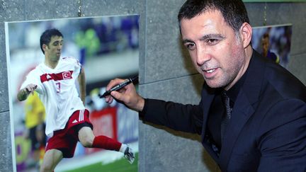 Hakan Sukur, en octobre 2014. (ERIC DULIERE / MAXPPP)