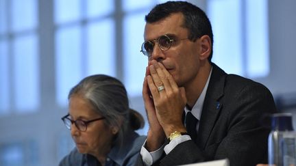 Le co-président de la Ciivise, Edouard Durand, lors d'une rencontre avec des victimes au Palais de la Femme à Paris, le 21 septembre 2022. (JULIEN DE ROSA / AFP)