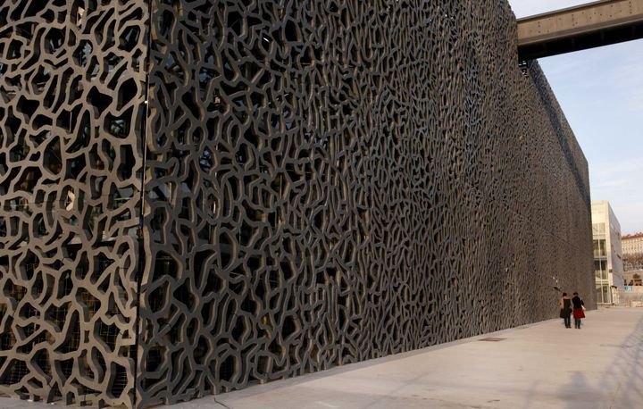 Le MuCEM (Musée des civilisations de l'Europe et de la Méditerranée), dessiné par Rudy Ricciotti, qui ouvrira en juin 2013 à Marseille
 (Patrick Aventurier / SIPA)