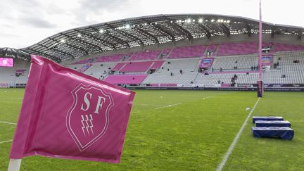 Le drapeau du Stade Français, le 7 octobre 2017 au stade Jean Bouin, à Paris.&nbsp; (DENIS TRASFI / MAXPPP)