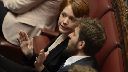 Marta Grande, du mouvement 5 Stelle,&nbsp;lors de la&nbsp;session inaugurale de la Chambre des d&eacute;put&eacute;s, le 15 mars 2013 &agrave; Rome (Italie). (ANDREAS SOLARO / AFP)