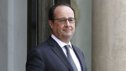 François Hollande, à l'Elysée, à Paris, le 24 mai 2016. (PATRICK KOVARIK / AFP)