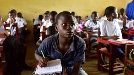 Dans une école au nord de Monrovia, capitale du Liberia, le 12 octobre 2017... (ISSOUF SANOGO / AFP)