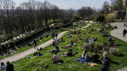 Le parc de Belleville, à Paris, dimanche 15 mars 2020. (HERVE LEQUEUX / HANS LUCAS / AFP)