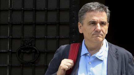 Le ministre des Finances grec, Euclide Tsakalotos, le 9 ao&ucirc;t 2015. (YIANNIS KOURTOGLOU / REUTERS)