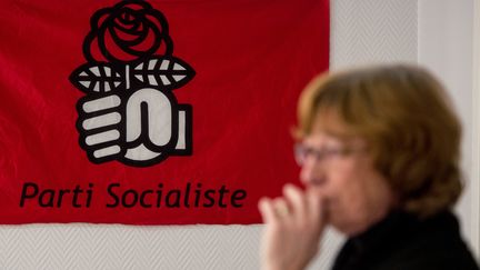 Une militante socialiste lors du premier tour des élections régionales, à Lille (Nord), le 6 décembre 2015. (PHILIPPE HUGUEN / AFP)