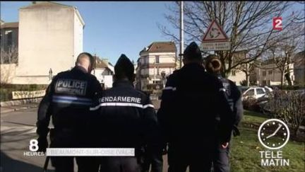 Police municipale et gendarmerie patrouillent ensemble à Beaumont-sur-Oise (FRANCE 2)