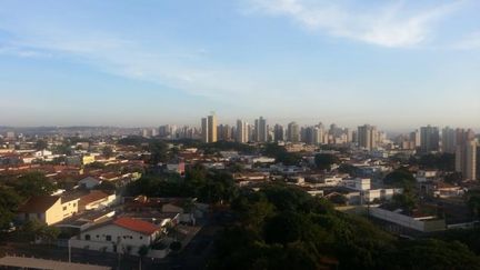  (Ribeirao Preto, 600.000 habitants © RF / Cécilia Arbona)