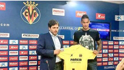 Alphonse Areola lors de sa signature en prêt à Villareal