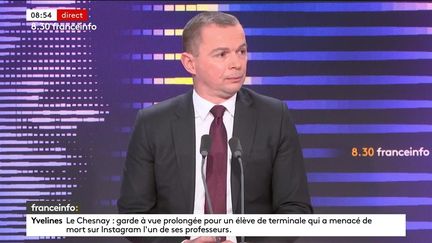 Olivier Dussopt, ministre du Travail, invité de franceinfo ce mardi 19 avril 2023 (France Info / RADIO FRANCE)