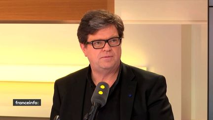 Le responsable de la recherche sur l'intelligence artificielle chez Facebook, Yann LeCun sur le plateau de franceinfo, le 29 mars 2018. (FRANCEINFO / RADIOFRANCE)