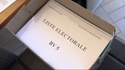 Certains électeurs seront loin de leur bureau de vote les 30 juin et 7 juillet, lors des deux tours du scrutin législatif, une période de départs en vacances d’été. Comment établir une procuration et jusqu’à quelle date peut-on faire une demande ? Mode d’emploi.