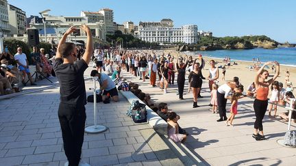 La Gigabarre, une tradition du festival Le temps d'aimer la danse, à  Biarritz le 12 septembre 2021 (MARCELLIN ROBINE / FRANCE BLEU PAYS BASQUE / RADIO FRANCE)