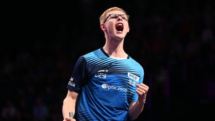 Félix Lebrun lors de sa demi-finale du WTT Champions de Montpellier, le 27 octobre 2024, face à Lin Shidong. (SYLVAIN THOMAS / AFP)