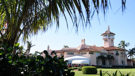 Le complexe de Mar-a-Lago, à Palm Beach, en Floride, le 18 avril 2018. (MANDEL NGAN / AFP)