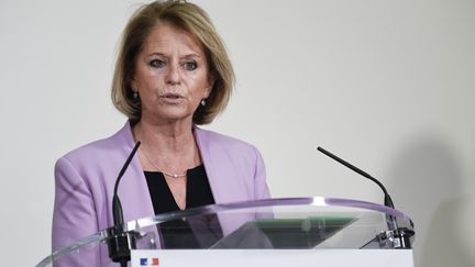 La ministre déléguée à l'Autonomie, Brigitte Bourguignon, lors d'un point presse sur le Covid-19, jeudi 19 novembre, à Paris. (BERTRAND GUAY / AFP)