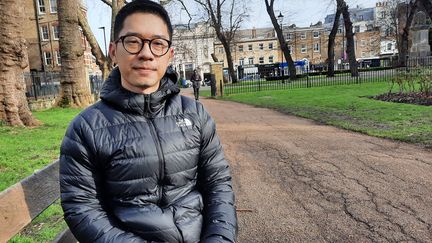 Nathan Law, ancien leader du mouvement des parapluies en 2014 à Hong Kong, en exil à Londres. (RICHARD PLACE / RADIO FRANCE)