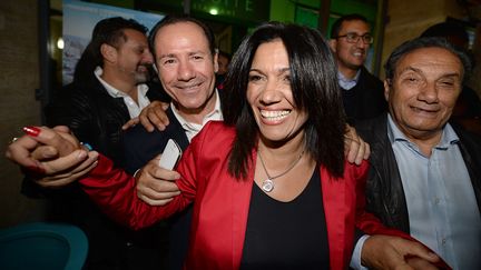 La s&eacute;natrice Samia Ghali, au soir du premier tour de la primaire PS &agrave; Marseille, dimanche 13 octobre 2013, au terme duquel elle est arriv&eacute;e en t&ecirc;te. (BORIS HORVAT / AFP)