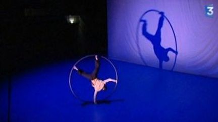 Châlons-en-Champagne : l?école  fait son cirque
 (Culturebox)