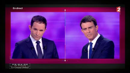 Les deux finalistes de la primaire de la gauche, Benoît Hamon et Manuel Valls, lors du débat de l'entre-deux-tours, le 25 janvier 2017 sur France 2. (FRANCE 2)